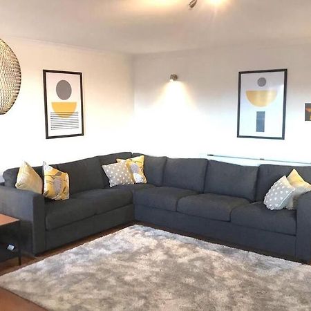 Waterfront Living In Leith With Free Parking! Apartment Единбург Екстериор снимка