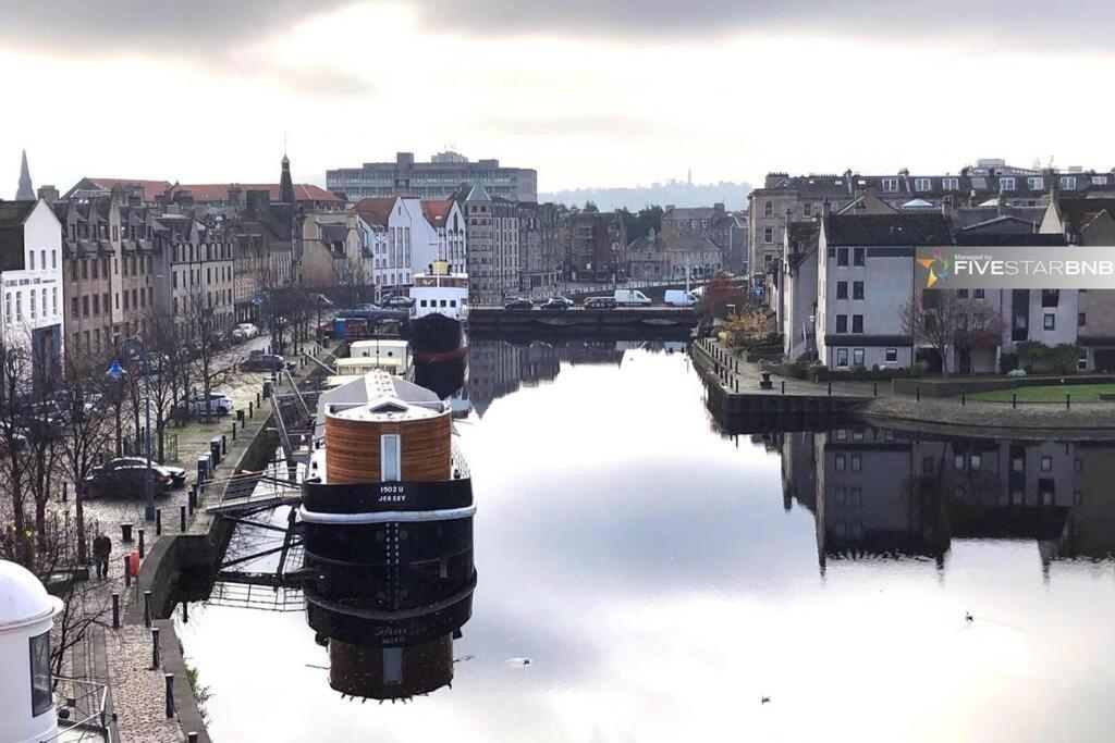 Waterfront Living In Leith With Free Parking! Apartment Единбург Екстериор снимка