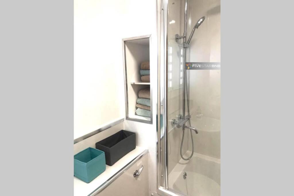 Waterfront Living In Leith With Free Parking! Apartment Единбург Екстериор снимка